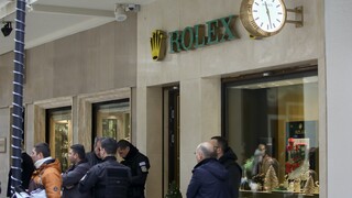 Συνελήφθησαν οι «Ροζ Πάνθηρες» - Είχαν κλέψει ρολόγια 135.000 ευρώ στο Σύνταγμα