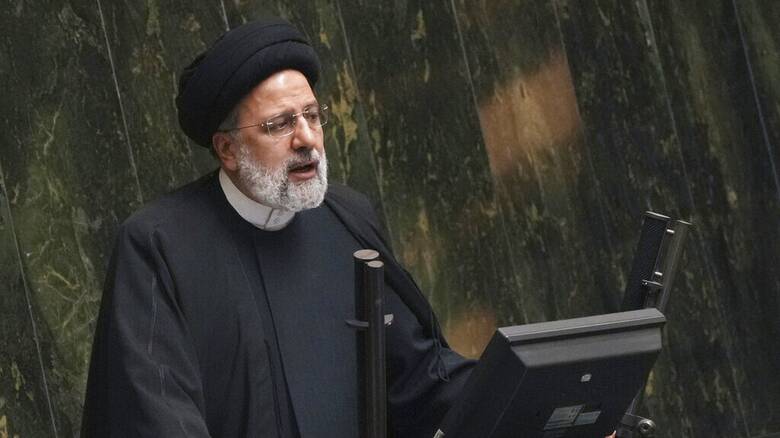 Τους «εχθρούς της χώρας» κατηγορεί ο πρόεδρος του Ιράν για τις δηλητηριάσεις θηλέων