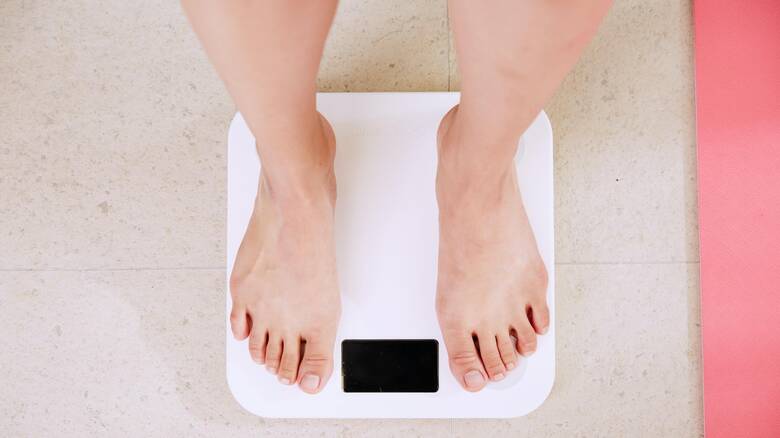 Δομικές οι ρίζες της παχυσαρκίας: «Δεν λύνεται μόνο με μια δίαιτα»