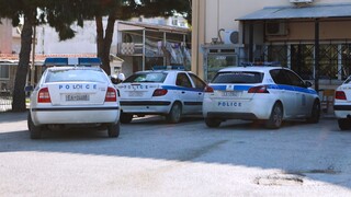 Αστυνομικός εκτός υπηρεσίας έπιασε στα «πράσα» πορτοφολά στη Θεσσαλονίκη
