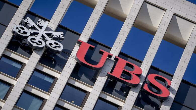 Πρόταση της UBS για εξαγορά της Credit Suisse για έως ένα δισ. ευρώ