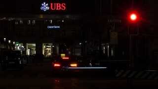 H Credit Suisse απορρίπτει ως πολύ μικρή την προσφορά $1 δισ. της UBS