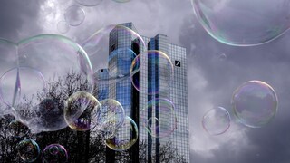 Τι «έριξε» τη Deutsche Bank: Ανησυχία σε Ευρώπη και ΗΠΑ