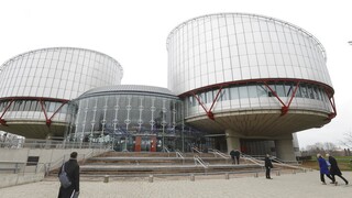 Γιατί δύο χώρες κατηγορούνται για «κλιματική αδράνεια» σε ευρωπαϊκό δικαστήριο