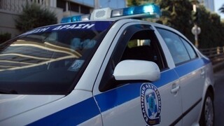 Θεσσαλονίκη: Κοπέλα «βούτηξε» από ταράτσα πολυκατοικίας και σκοτώθηκε