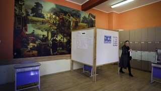 Εκλογές Βουλγαρία: Απειλείται νέο πολιτικό αδιέξοδο - Άνοδος εθνικιστικής φιλορωσικής παράταξης