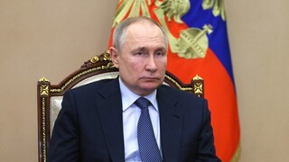 Ενισχύει ο Πούτιν το στρατό στη βορειοδυτική Ρωσία λόγω Φινλανδίας