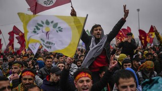 Πώς έγιναν οι Κούρδοι ρυθμιστές των εκλογών στην Τουρκία και «εφιάλτης» του Ερντογάν