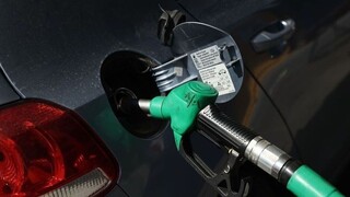 Σε τροχιά ανόδου η βενζίνη - Πού θα κινηθούν οι τιμές τις ημέρες του Πάσχα