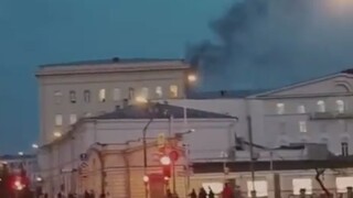 Πυρκαγιά σε κτήριο του ρωσικού υπουργείου Άμυνας στη Μόσχα