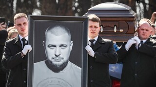Με μεγάλες τιμές και δρακόντεια μέτρα ασφαλείας η κηδεία του Βλάντλεν Τατάρσκι