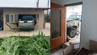 Οδηγός «εισέβαλε» με το αγροτικό του στο σαλόνι σπιτιού στην Κρήτη