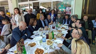 Ντόρα Μπακογιάννη και Πολάκης στο ίδιο πασχαλινό τραπέζι πριν τις εκλογές