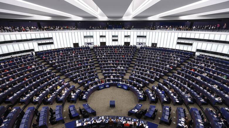 Ευρωπαϊκό Κοινοβούλιο: Ξεκινά συζητήσεις για τις μεταρρυθμίσεις του μεταναστευτικού