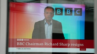 Παραιτήθηκε ο Πρόεδρος του BBC Ρίτσαρντ Σαρπ