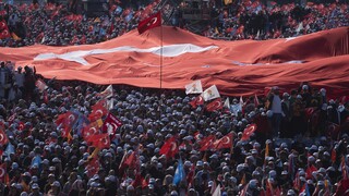 Εκλογές στην Τουρκία: Απαγόρευση εισόδου σε Σκανδιναβούς βουλευτές