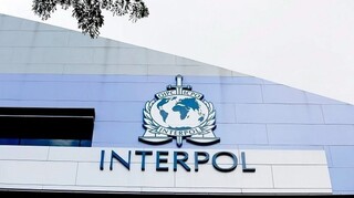 Interpol: Ζητά βοήθεια για την εξιχνίαση υποθέσεων 22 δολοφονημένων γυναικών
