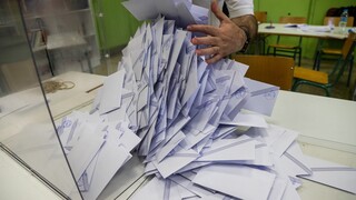 Εκλογές 2023: Με ποια έγγραφα μπορείτε να ψηφίσετε εκτός την ταυτότητα