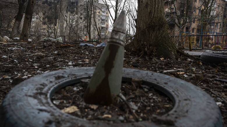 Ουκρανία: Διάσπαρτες βόμβες και νάρκες απειλούν ζωές κατοίκων και γεωργική παραγωγή