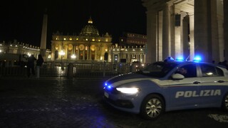 Σύλληψη οδηγού που προσπάθησε να εισβάλει στο Βατικανό