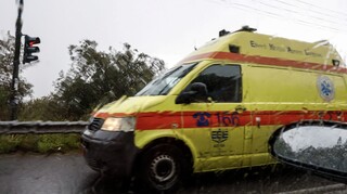 Ιεράπετρα: Αυτοκίνητο παρέσυρε τρία άτομα - Τραυματίστηκε τρίχρονο παιδί