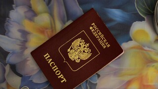 Μισούστιν: «1,5 εκατ. ρωσικά διαβατήρια μοιράστηκαν στην κατεχόμενη Ουκρανία»