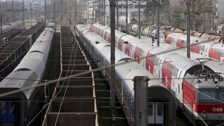 Πυρκαγιά σε βαγόνια τρένου στην Αυστρία - Τραυματίστηκαν 45 επιβάτες