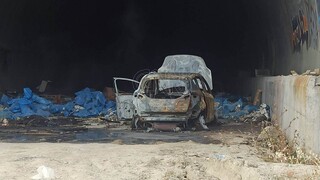 Εκτέλεση στον Κορυδαλλό: Αυτό είναι το καμένο αυτοκίνητο των δραστών
