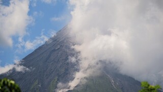 «Ξύπνησε» το ηφαίστειο Μαγιόν στις Φιλιππίνες - Εκκενώνονται χωριά