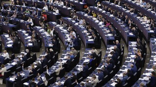 Ευρωκοινοβούλιο: Προχωρά σε αλλαγές στους κανονισμούς για την Τεχνητή Νοημοσύνη