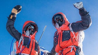 Κωφοί ορειβάτες γράφουν ιστορία στο Όρος Έβερεστ