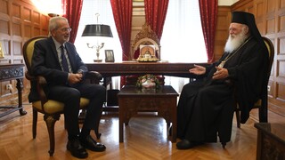Συνάντηση του Αρχιεπισκόπου Ιερωνύμου με τον υπηρεσιακό πρωθυπουργό, Ιωάννη Σαρμά
