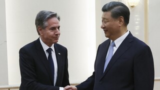 Βήμα προσέγγισης ΗΠΑ – Κίνας με τις διαφωνίες να παραμένουν
