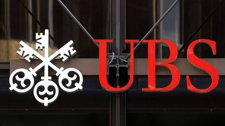 «Ψαλίδι» σε 35.000 θέσεις εργασίας της UBS μετά την εξαγορά της Credit Suisse