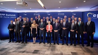 Σύνοδος κορυφής ΕΕ: Και πάλι στο τραπέζι το μεταναστευτικό μετά το μπλόκο Ουγγαρίας - Πολωνίας