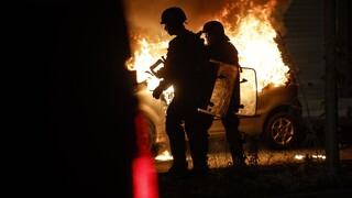 Σόλτς για τις ταραχές στη Γαλλία: «Παρακολουθούμε με ανησυχία τα τεκταινόμενα»