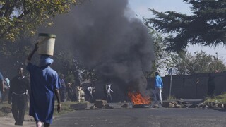 Νότια Αφρική: 16 νεκροί από διαρροή αερίου σε παραγκούπολη