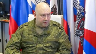 Ρώσος αξιωματούχος: «Ο στρατηγός Σουροβίκιν δεν είναι διαθέσιμος ξεκουράζεται»