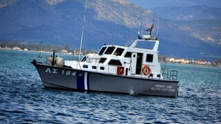 Καρπάθος: Σκάφος με 70 μετανάστες εντοπίστηκε βορειοδυτικά του νησιού