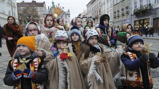 Ουκρανία: Αφήνει τη ρωσική ιδεολογία και γιορτάζει τα Χριστούγεννα με το «νέο ημερολόγιο»