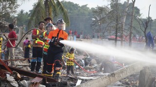 Ταϊλάνδη: Έκρηξη σε αποθήκη πυροτεχνημάτων - Εννέα νεκροί και περισσότεροι από 100 τραυματίες