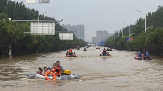Oι σφοδρότερες βροχοπτώσεις στο Πεκίνο τα τελευταία 140 χρόνια