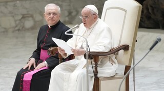 Ο Πάπας Φραγκίσκος προειδοποιεί για τους κινδύνους της τεχνητής νοημοσύνης