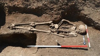 Μεσαιωνική κοινότητα έθαψε 15χρονη δεμένη μπρούμυτα «για να μην επιστρέψει από τον τάφο»