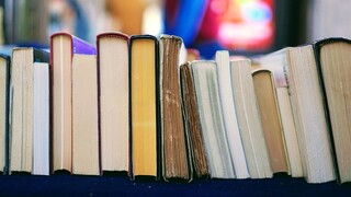 Πώς θα αγοράσετε βιβλία με έκπτωση - 150.000 voucher από την ΔΥΠΑ