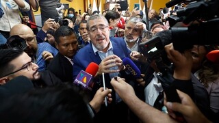 Μπερνάρντο Αρέβαλο: Ο νέος πρόεδρος της Γουατεμάλας που έκανε την έκπληξη στις εκλογές