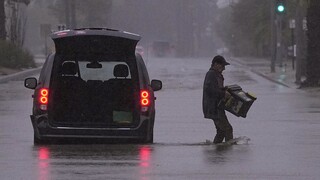 Καταιγίδα Χίλαρι: Κίνδυνος ξαφνικών πλημμυρών στην Καλιφόρνια