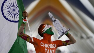 Ανάλυση CNNi: Η προσελήνωση της Ινδίας αποκαλύπτει τις διαστημικές αποτυχίες της Ρωσίας