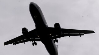 Βρετανία: Ακυρώθηκαν πάνω από 500 πτήσεις λόγω προβλήματος στην εναέρια κυκλοφορία