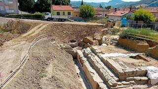 Ιταλία: Έσκαβαν για να χτίσουν σούπερ μάρκετ και βρήκαν «εξαιρετικά σπάνιο» ρωμαϊκό ναό